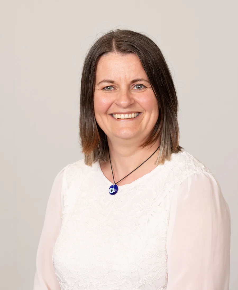 Portrait of Liz Lloyd